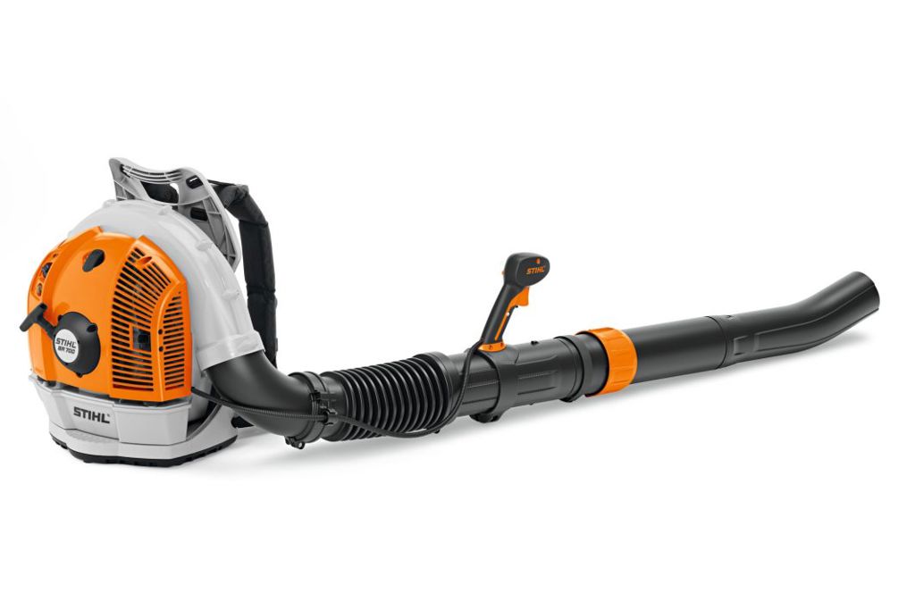 HALVE DAG - Stihl 4404 BR 700 Rugbladblazer