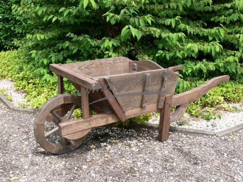 Houten kruiwagen bruin, groot